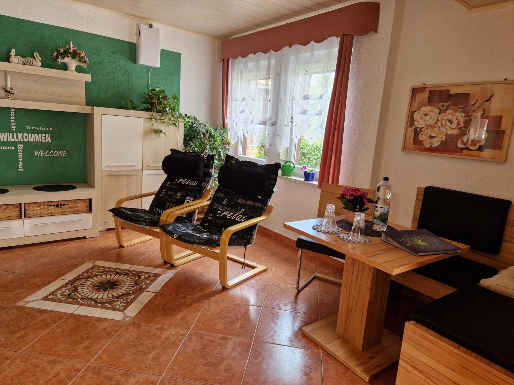 Ferienwohnung Am Oepitzer Berg Pößneck Esterno foto